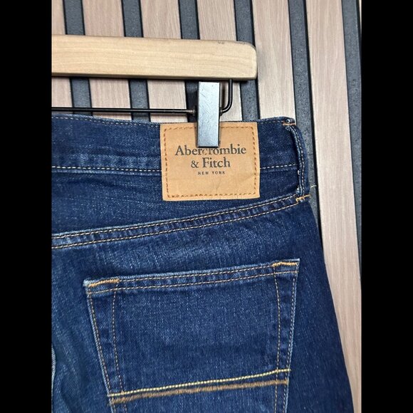 Abercrombie & Fitch Jeans 30 x 30 Mens Blue Straight Dark Wash Denim 100% Cotton - Picture 7 of 9